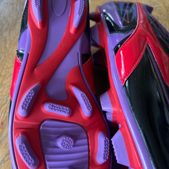 Brand NEW Women's Purple and Red Athletic Diadora Soccer Cleats Shoes Size US 6 - Picture 4 of 4